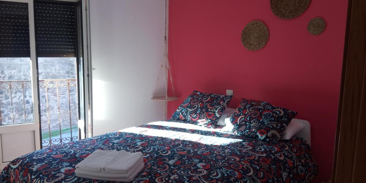 Puerta De Bisagra-Parking Gratis- Con 2 Habitaciones Toledo Dış mekan fotoğraf